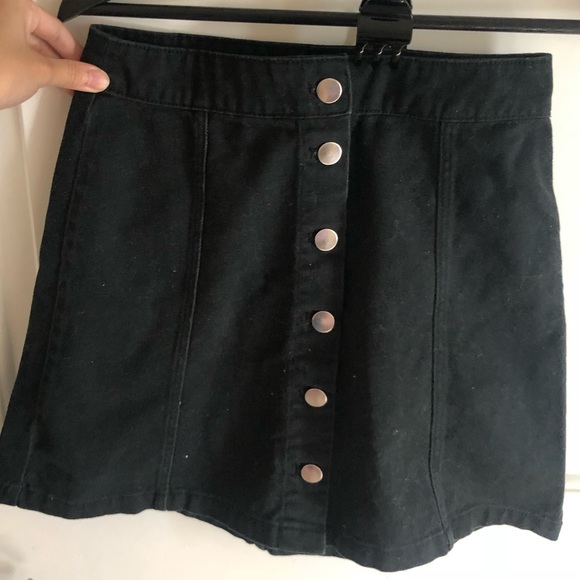 H&M Dresses & Skirts - H&M black denim skirt